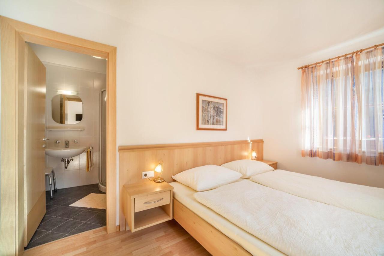 Parigger Apt Zirbe Racines Exterior photo
